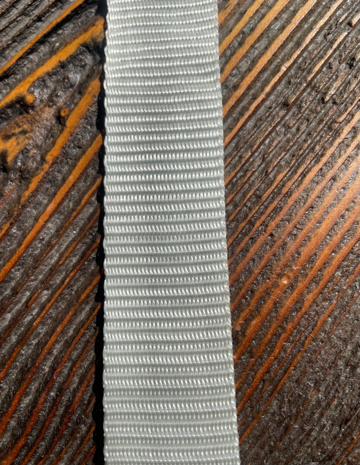 Nylon Ribsband 30MM op schijven van 25 meter.