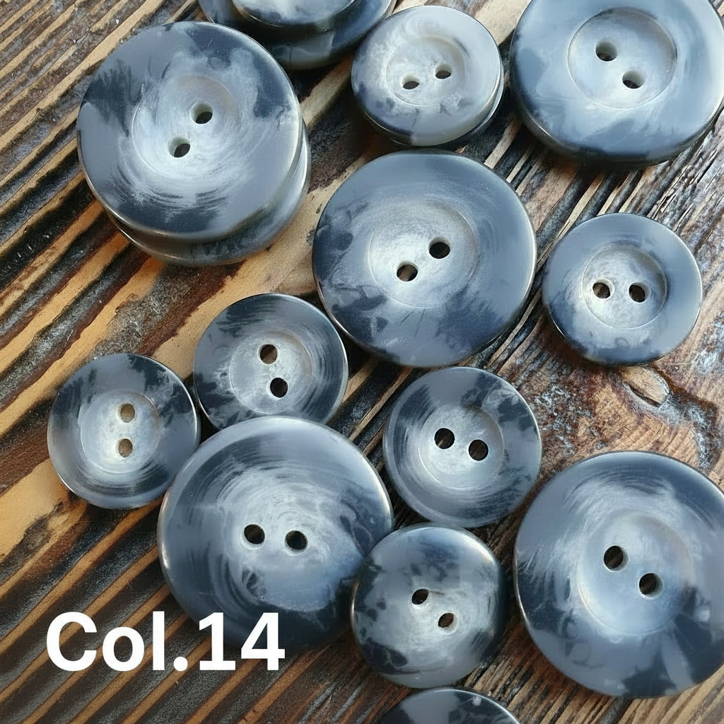 Polyester 2-hole button packed per 100 pieces