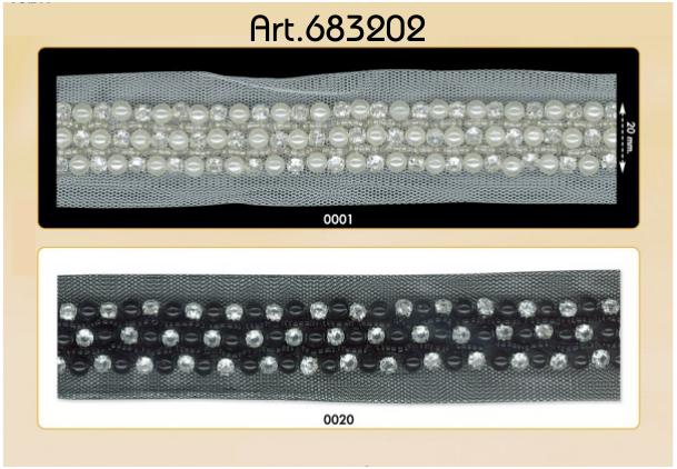 Tule met parels en strass - 20mm - 5.3 meter rol