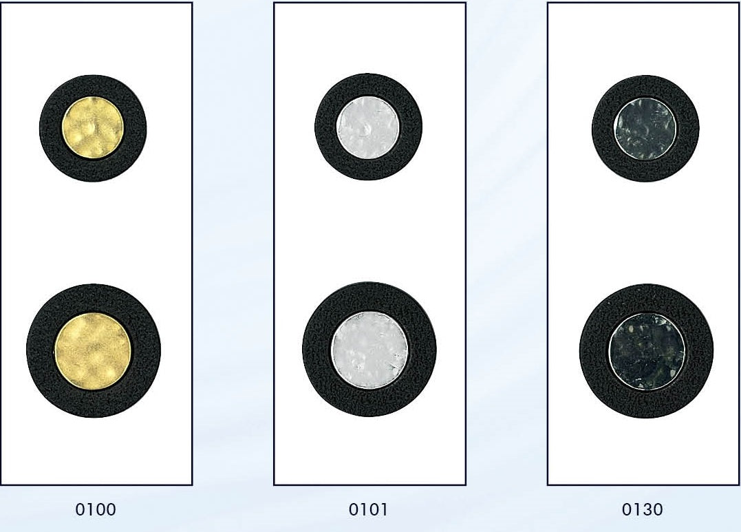 Metalen knoop met achtersteek in verschillende kleuren en maten