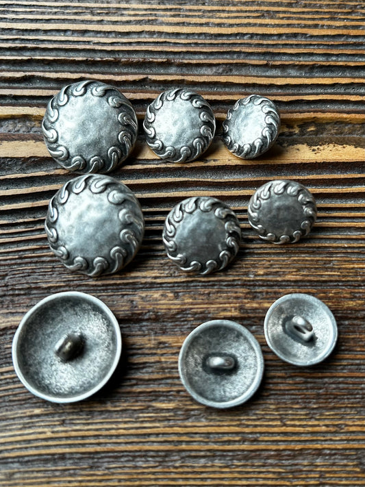 Zamak knoop met achtersteek kleur Oud Zilver
