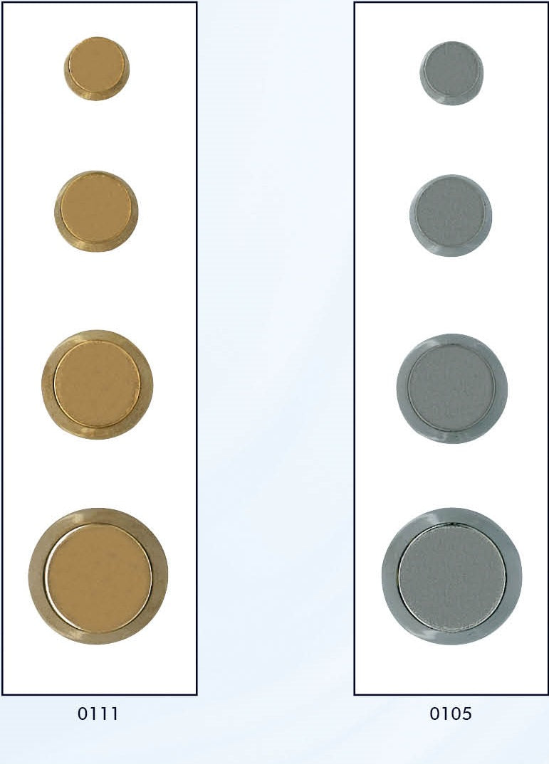 Metalen knoop met achtersteek in verschillende kleuren en maten